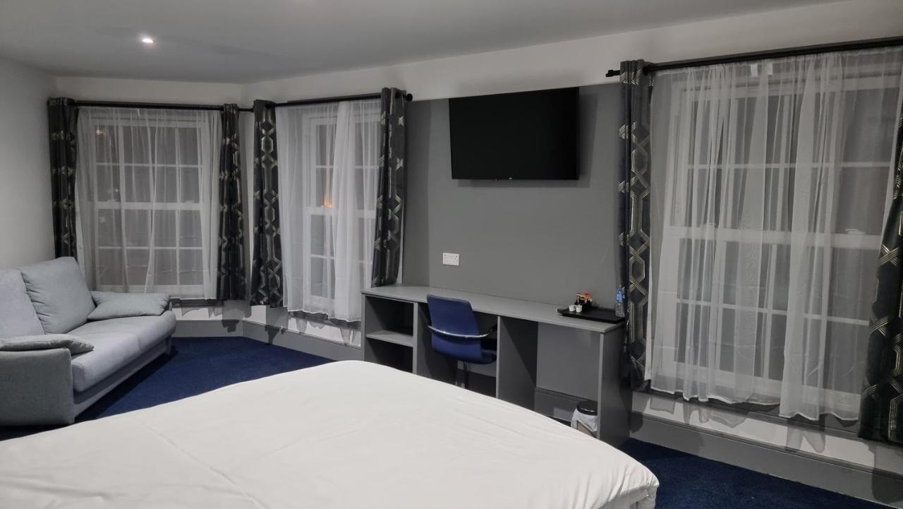 Dreams Hotel - Park View Barking  Ngoại thất bức ảnh