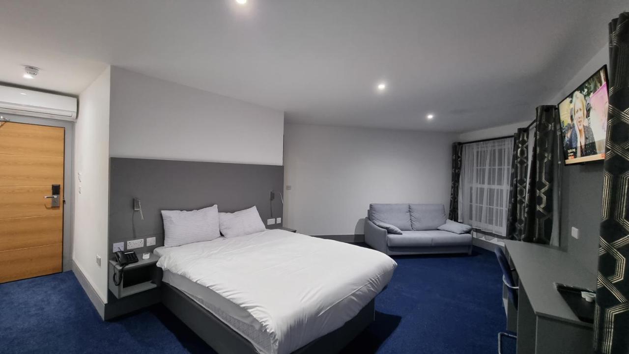 Dreams Hotel - Park View Barking  Ngoại thất bức ảnh