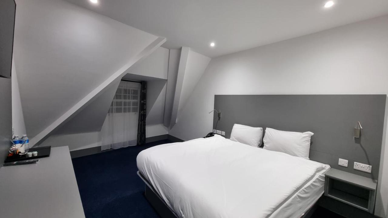 Dreams Hotel - Park View Barking  Ngoại thất bức ảnh